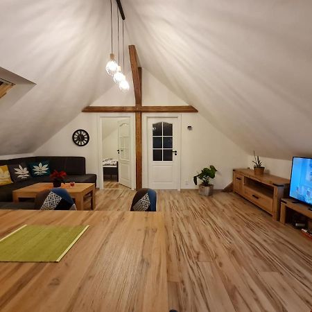Apartman Konirna Гаррахов Екстер'єр фото