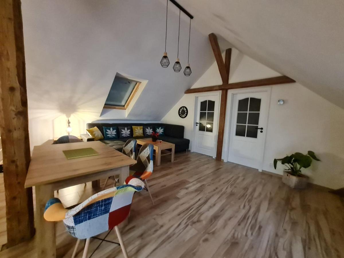 Apartman Konirna Гаррахов Екстер'єр фото