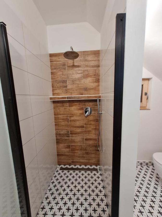 Apartman Konirna Гаррахов Екстер'єр фото